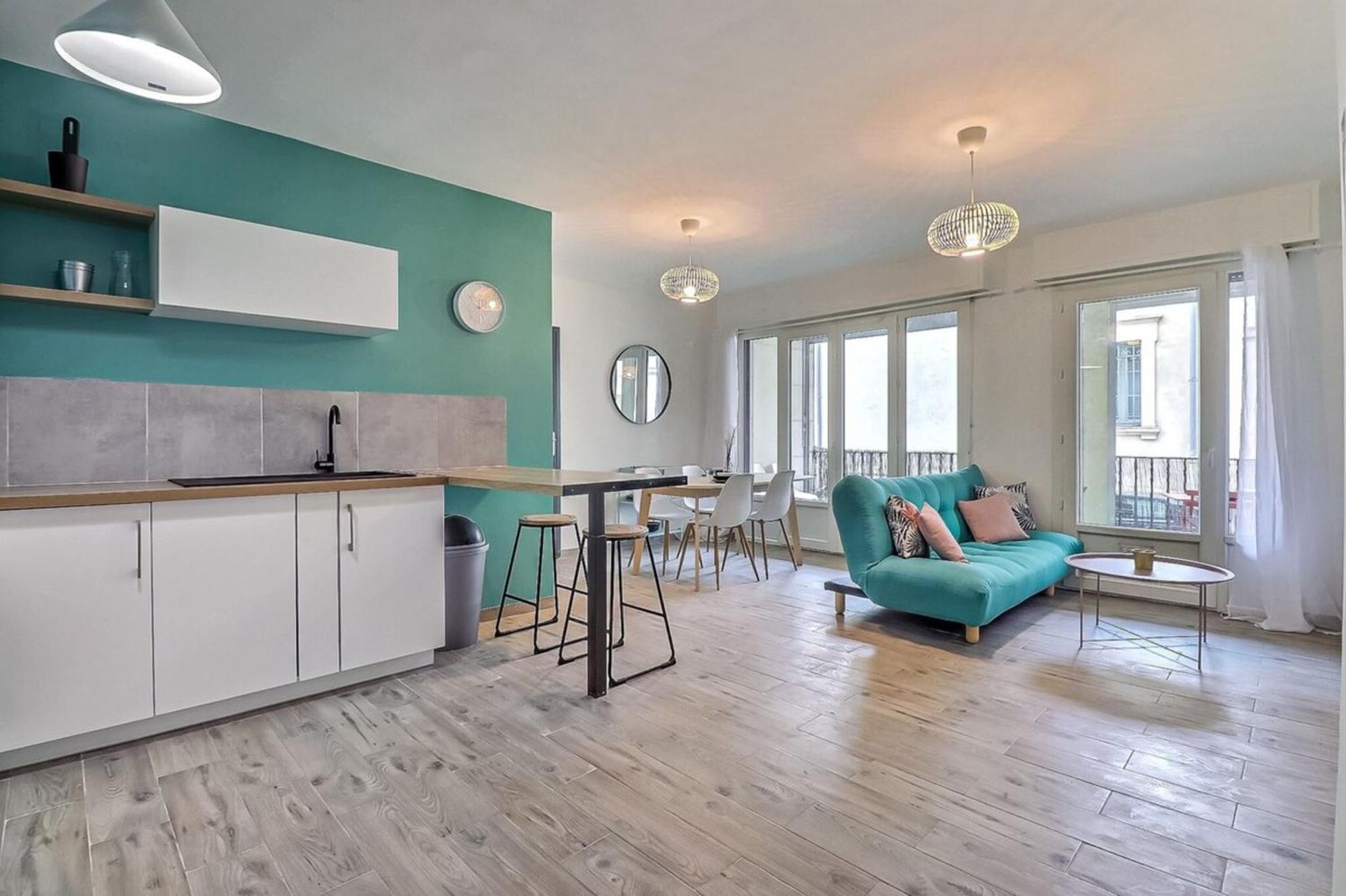 Atlas - Superbe Logement Plein Centre - Terrasse Ним Экстерьер фото